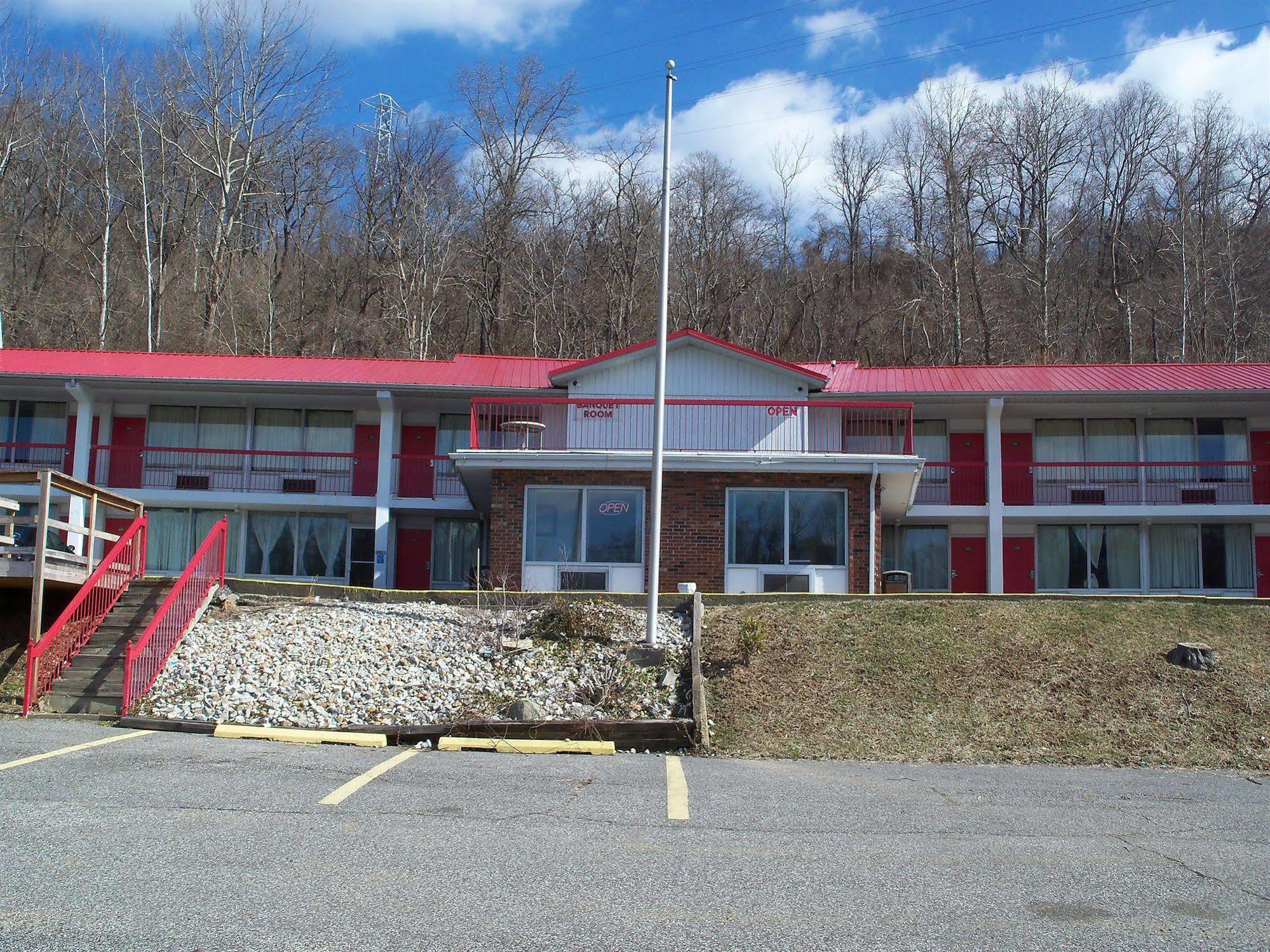 Rodeway Inn South Point Exterior photo