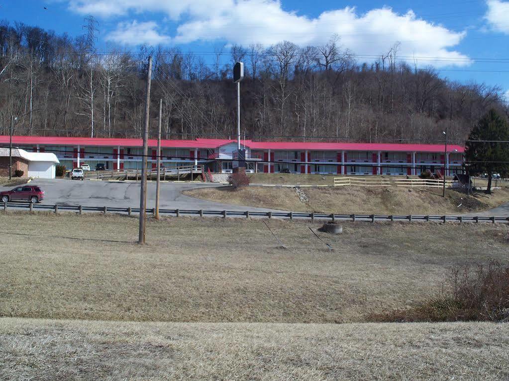 Rodeway Inn South Point Exterior photo